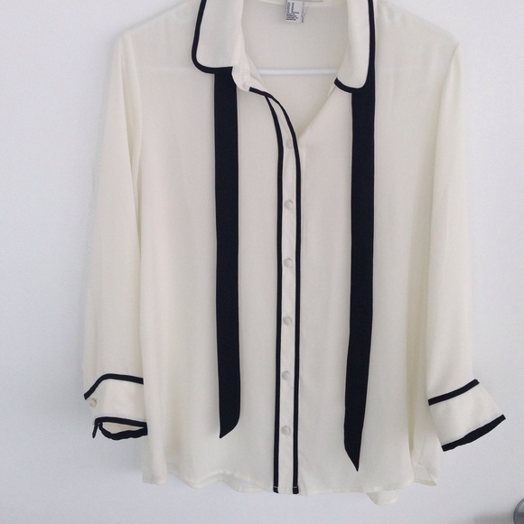 Black trimmed Blouse- M