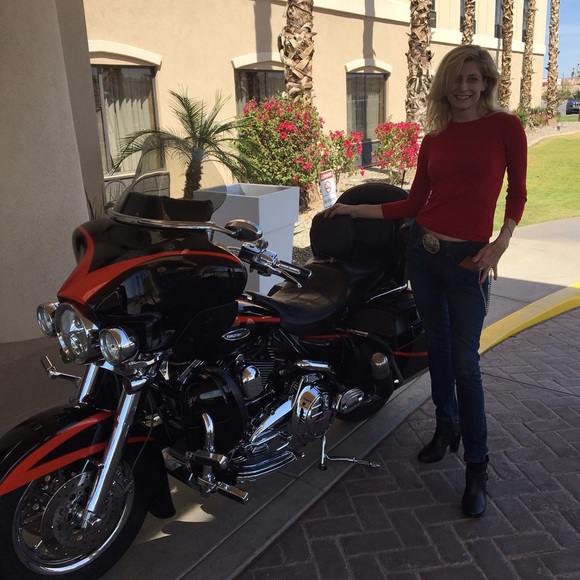 🌺🌺🌺Vacation Mode 🌺 Back 12/21/ 2025 🌺🌺 - Picture 2 of 4