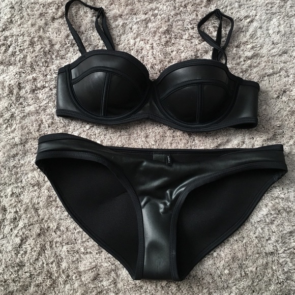 Triangl swimsuit XS top/ XXS bottom