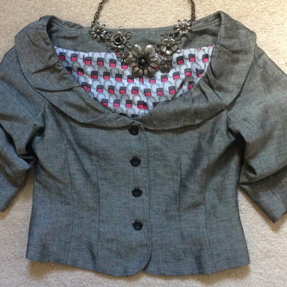 REDUCED Cropped jacket