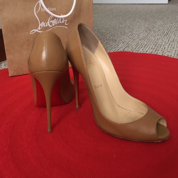 Christian Louboutin Youpi pumps size 39.5