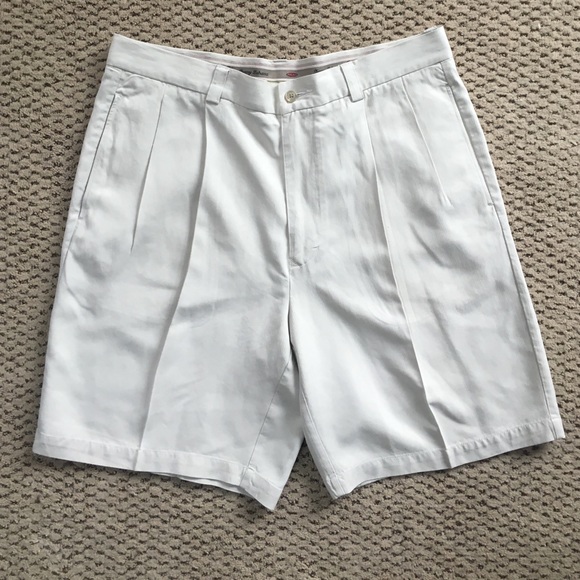 TOMMY BAHAMA. MENS SILK SHORTS