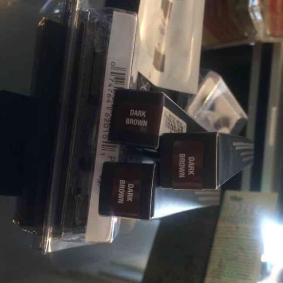 Anastasia perfect brow pencil in Dark Brown - Picture 2 of 3