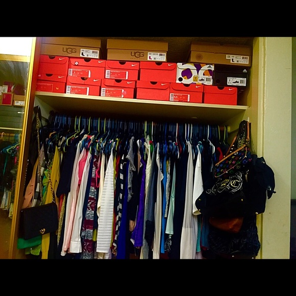 Meet your Posher - Picture 2 of 3