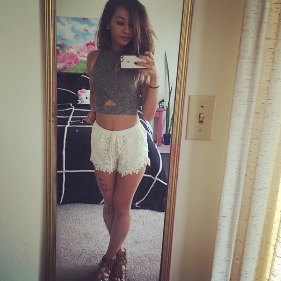 Meet your Posher - Picture 3 of 3