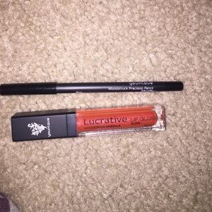 Younique lipgloss and eyeliner bundle