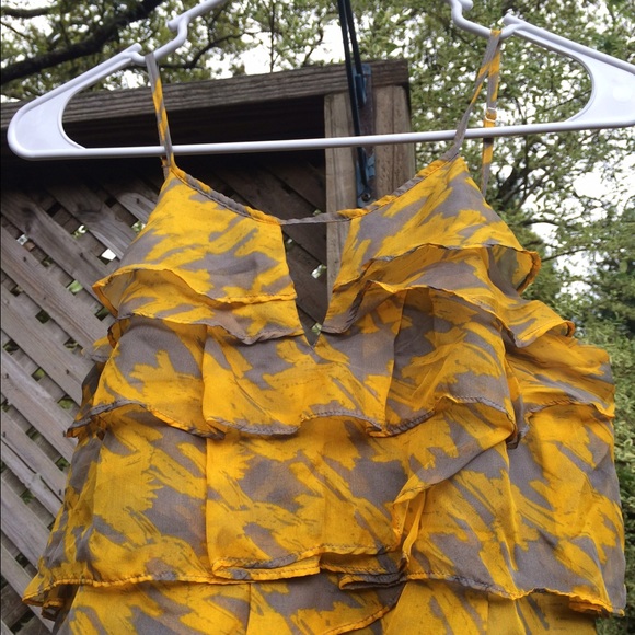 ⚡️Ark & Co. Ruffled Dress - Picture 2 of 4