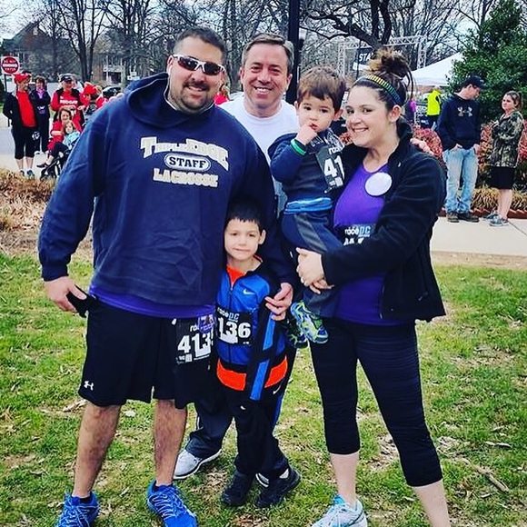 Meet your Posher, Teri!❤️ - Picture 3 of 4