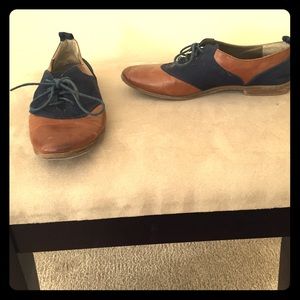 Leather and navy lace up