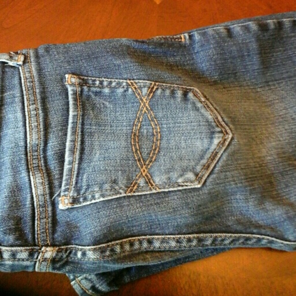 A & F
