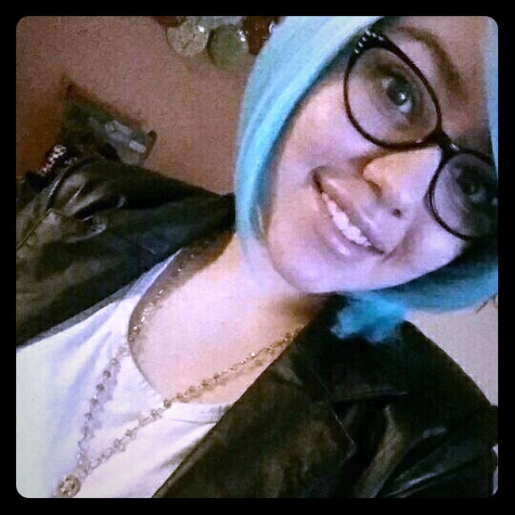 Medium length blue wig