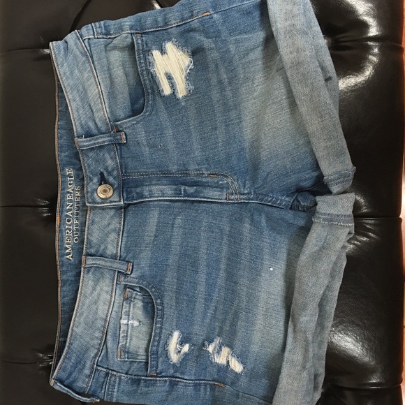 Size 12 AE midi shorts