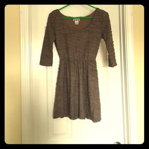 Brown dress