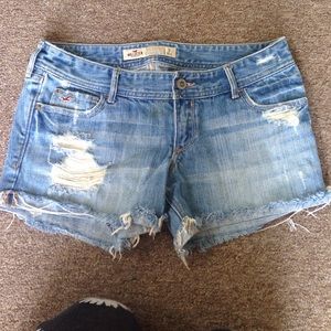 Hollister size 7 jean shorts