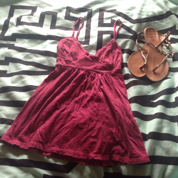 MAROON AMERICAN EAGLE TANK