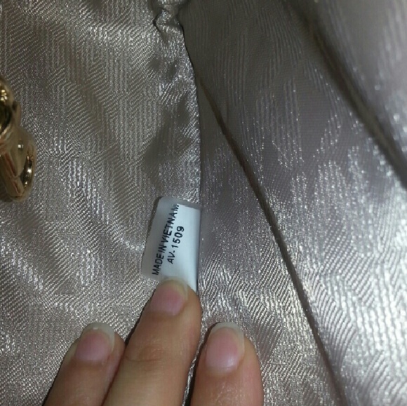 Michael kors purse - Picture 4 of 4