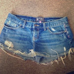 Jean shorts VS SIZE 4
