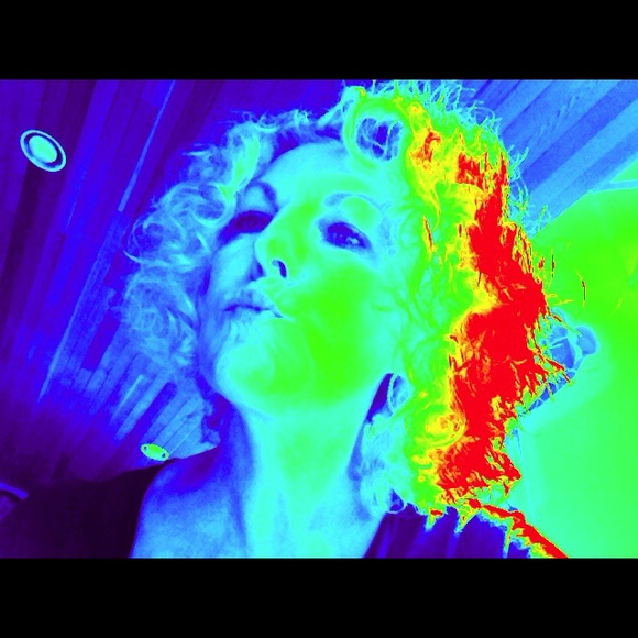 Meet your Posher, April