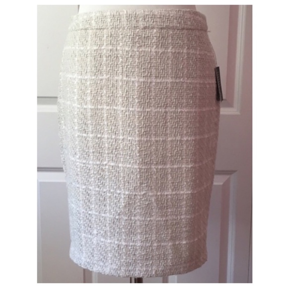 Valerie Bertinelli Dresses & Skirts - VALERIE BERTINELLI textured pencil skirt