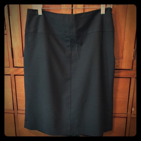 Banana Republic Dresses & Skirts - Black Banana Republic skirt