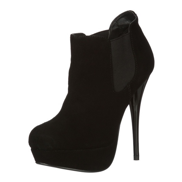 Suede Steve Madden Booties