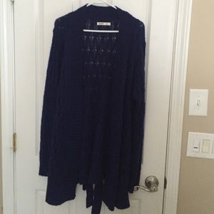 Long tie sweater