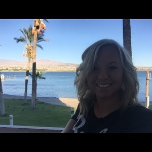 Meet your Posher, Kylee