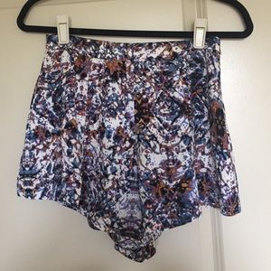 High waisted printed shorts