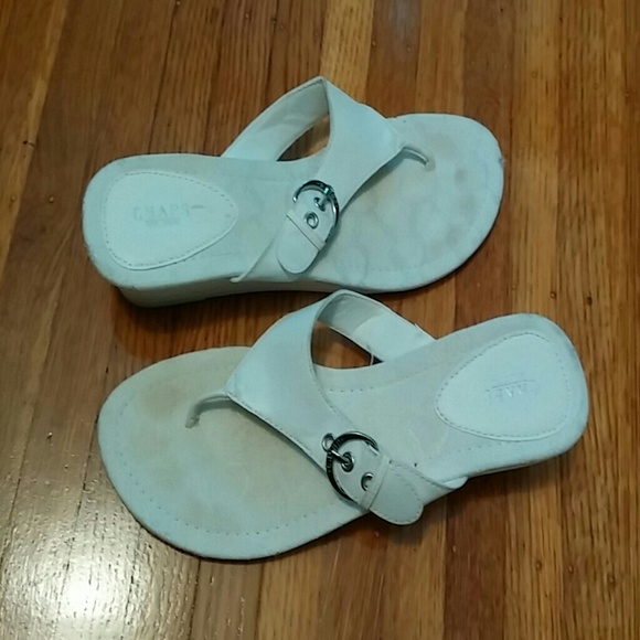 White Chaps thong flip flops w/silver large (9-10)
