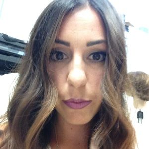 Meet your Posher, Sheena