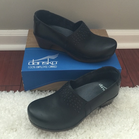 Dansko Shoes - Dansko Clogs