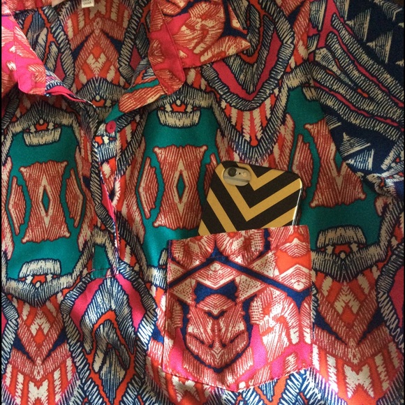 Multicolored collective concept. Shirt dress - Picture 3 of 3