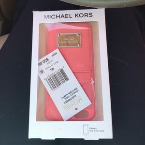 Brand new in box - Michael lots snap on case