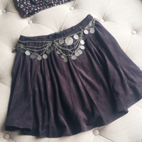 Brandy Melville High Waisted Skater Skirt