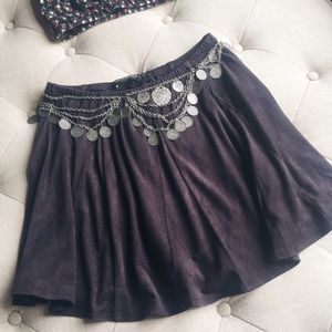 Brandy Melville High Waisted Skater Skirt