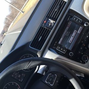 Meet your Posher, Felicia