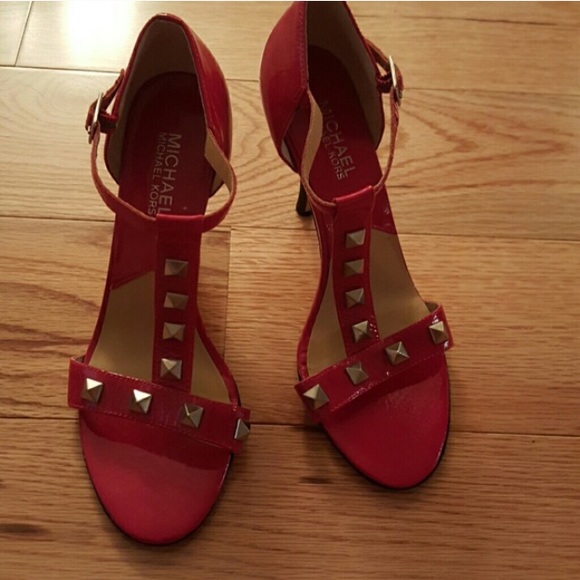 Michael Kors Shoes - Michael Kors 7.5 red hot shoes