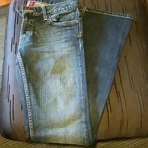 GUESS JEANS