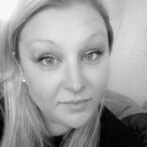 Meet your Posher, Jenn