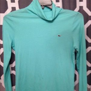 Vineyard Vines turtle neck