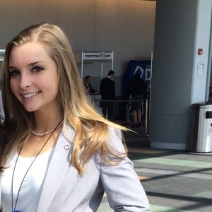 Meet your Posher, Emma