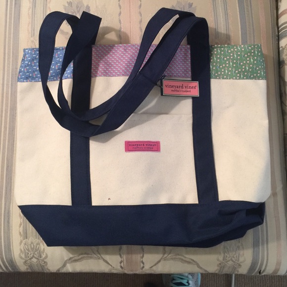 Vineyard Vines signature tote!