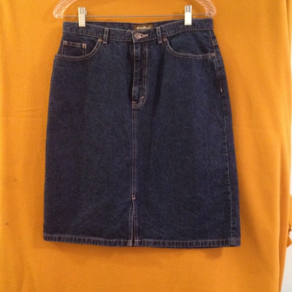 100% cotton denim skirt 23" length front zipper