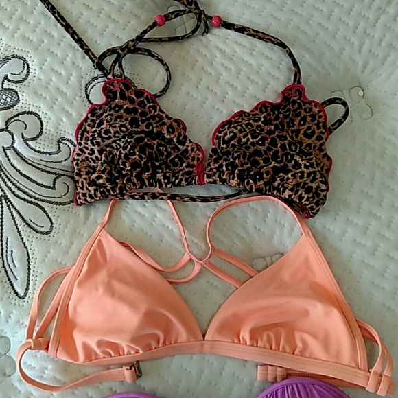 Bundle of size small swimsuit tops - Picture 2 of 3