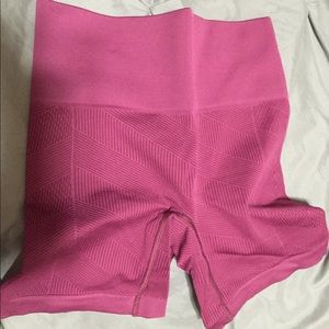Lululemon wine colored sculpt shorts
