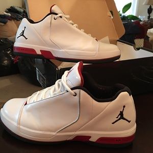 Jordan TE 3 Low Men Size 10