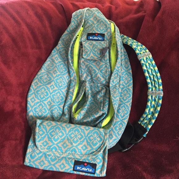 kavu rope bag with matching wallet
