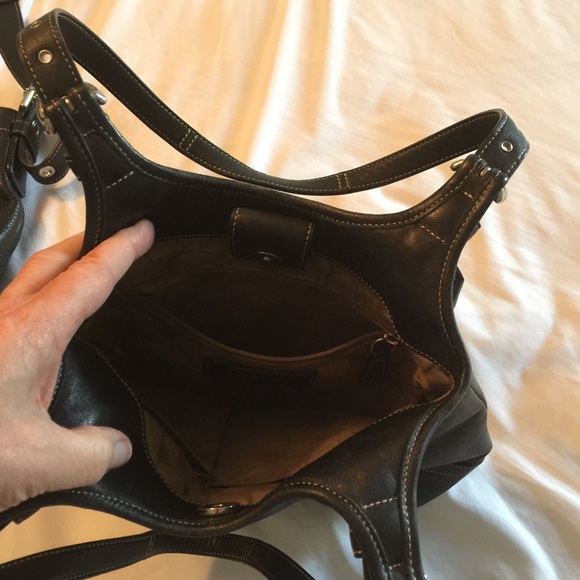 Shoes & Purses - Picture 2 of 4