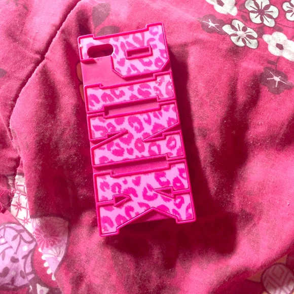 Phone case - Picture 1 of 3