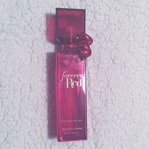 "Forever red" bath and body works fragrance mist